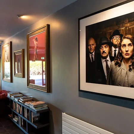 Cliffs Of Moher Hotell