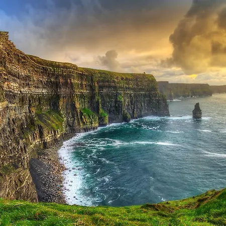 Cliffs Of Moher فندق ليسكانور