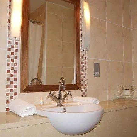 Hotel Cliffs Of Moher Liscannor