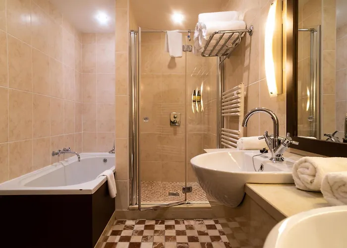 Cliffs Of Moher 4* Liscannor