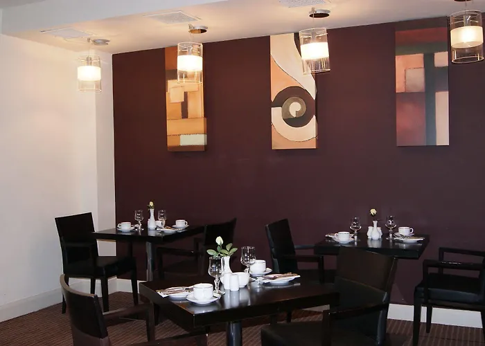 Hotel Cliffs Of Moher 4*