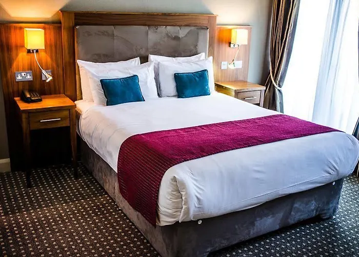 Cliffs Of Moher Hotel