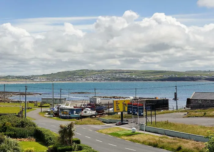 Hotel Cliffs Of Moher Liscannor